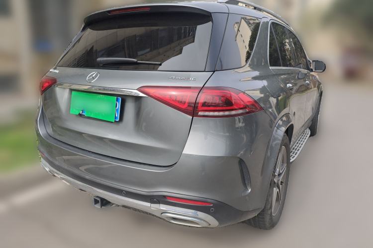 Used Mercedes-Benz GLE 2020 Facelifted GLE 450 4MATIC Stylish Edition Rear Right 45 Deg