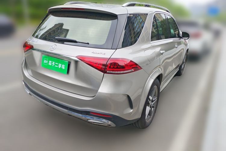 Used Mercedes-Benz GLE 2020 GLE 350 4MATIC Luxury Model Rear Right 45 Deg