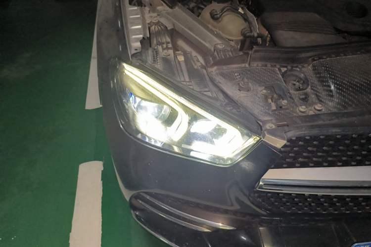 Used Mercedes-Benz GLE 2020 GLE 450 4MATIC Stylish Model Right Front Headlight