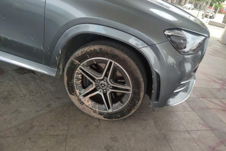 Used Mercedes-Benz GLE 2020 GLE 450 4MATIC Stylish Model Right Front Wheel Hub