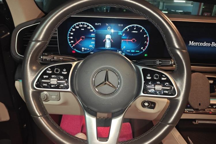 Used Mercedes-Benz GLE 2020 GLE 450 4MATIC Stylish Model Steering Wheel