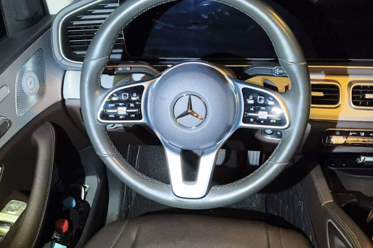 Used Mercedes-Benz GLE 2020 Restyled GLE 450 4MATIC Dynamic Edition Steering Wheel