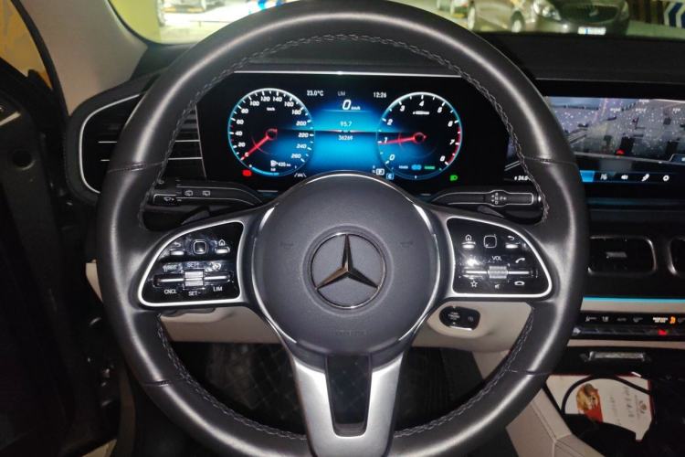 Used Mercedes-Benz GLE 2020 GLE 450 4MATIC Stylish Model Steering Wheel