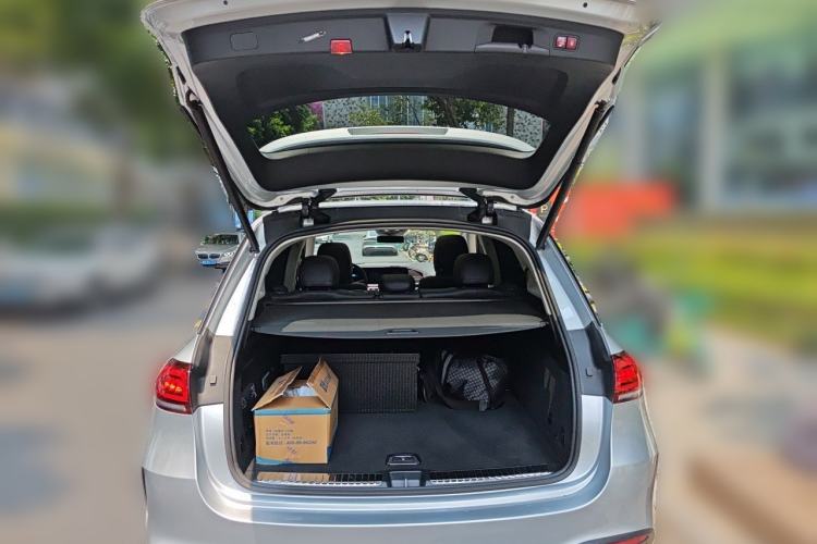 Used Mercedes-Benz GLE 2020 GLE 450 4MATIC Stylish Model Trunk