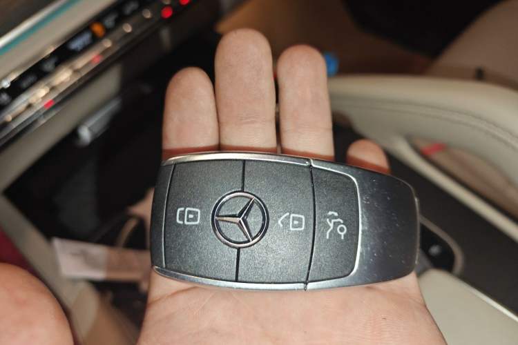Used Mercedes-Benz GLE 2020 GLE 450 4MATIC Stylish Model Vehicle Key