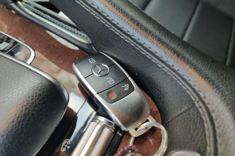 Used Mercedes-Benz GLE 2020 GLE 350 4MATIC Fashion Model Vehicle Key