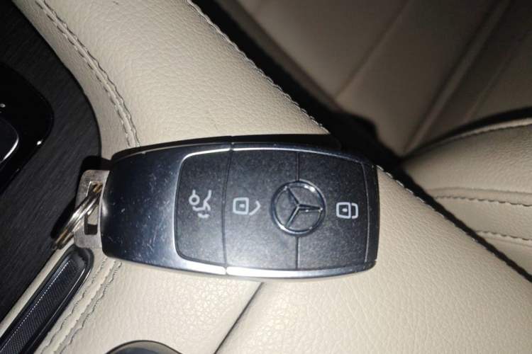 Used Mercedes-Benz GLE 2020 GLE 450 4MATIC Stylish Model Vehicle Key
