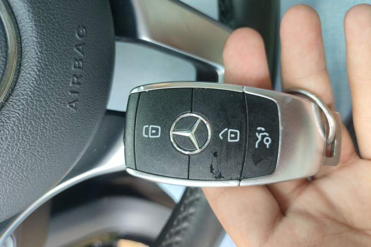Used Mercedes-Benz GLE 2020 GLE 350 4MATIC Luxury Model Vehicle Key