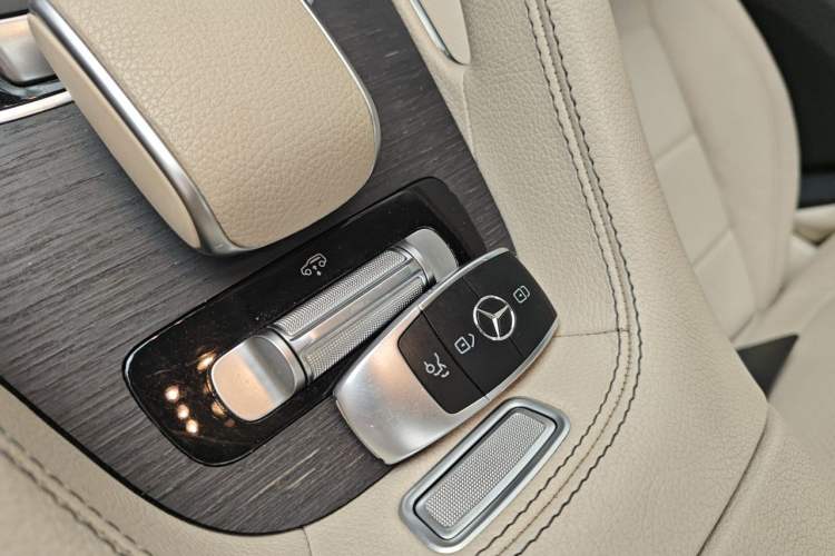 Used Mercedes-Benz GLE 2020 GLE 450 4MATIC Stylish Model Vehicle Key