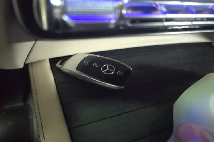 Used Mercedes-Benz GLE 2020 GLE 450 4MATIC Stylish Model Vehicle Key