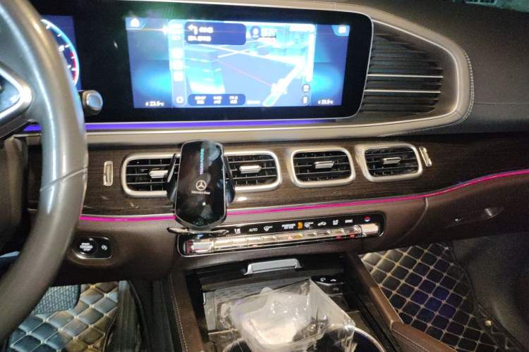 Used Mercedes-Benz GLE 2020 GLE 350 4MATIC Fashion Model Audio And AC Panel