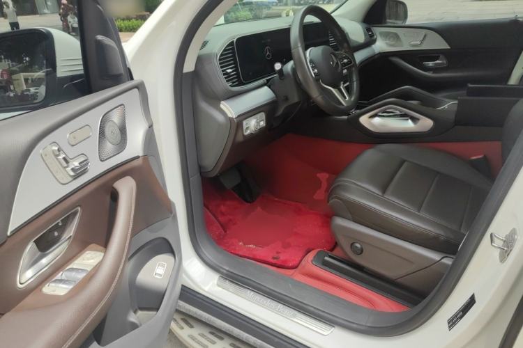 Used Mercedes-Benz GLE 2020 Facelifted GLE 450 4MATIC Stylish Edition Driver Seat