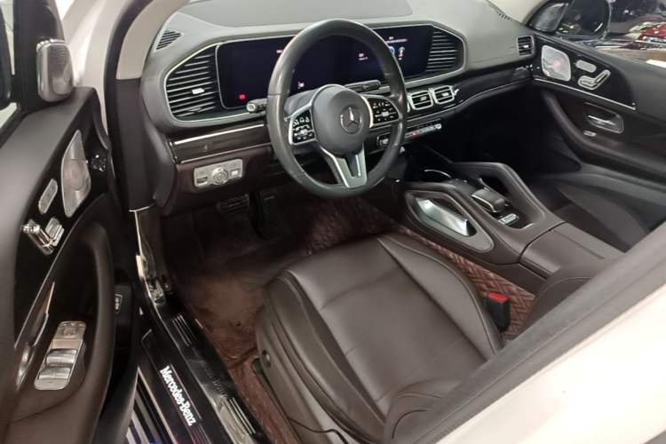 Used Mercedes-Benz GLE 2020 Restyled GLE 350 4MATIC Fashion Edition Driver Seat