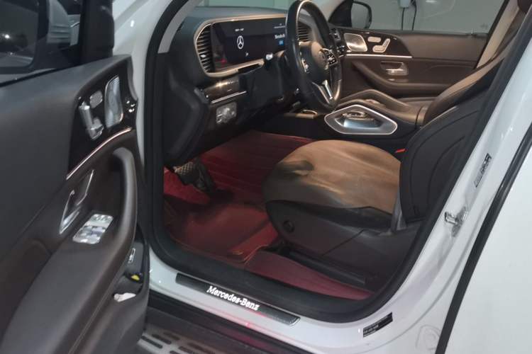 Used Mercedes-Benz GLE 2020 Restyled GLE 350 4MATIC Fashion Edition Driver Seat