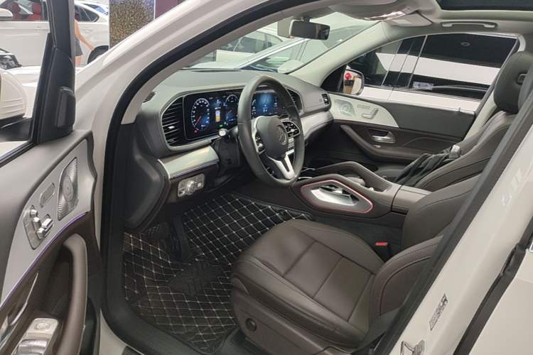 Used Mercedes-Benz GLE 2020 Restyled GLE 450 4MATIC Dynamic Edition Driver Seat