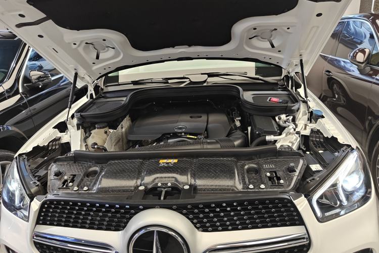 Used Mercedes-Benz GLE 2020 Restyled GLE 350 4MATIC Fashion Edition Engine Bay