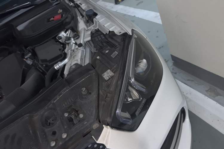 Used Mercedes-Benz GLE 2020 Restyled GLE 350 4MATIC Fashion Edition Engine Bay Left