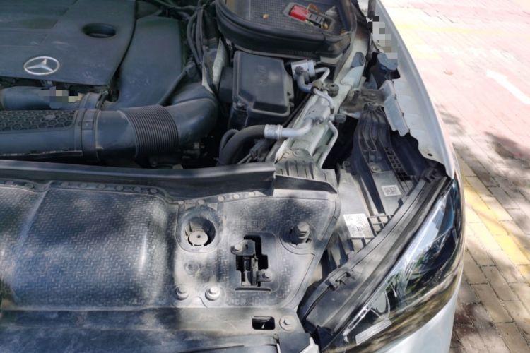 Used Mercedes-Benz GLE 2020 GLE 350 4MATIC Fashion Model Engine Bay Left