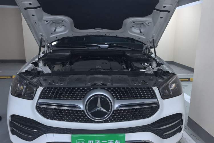 Used Mercedes-Benz GLE 2020 Restyled GLE 350 4MATIC Fashion Edition Engine Bay
