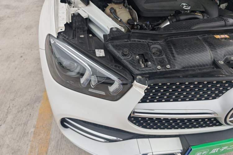 Used Mercedes-Benz GLE 2020 Restyled GLE 350 4MATIC Fashion Edition Engine Bay Right
