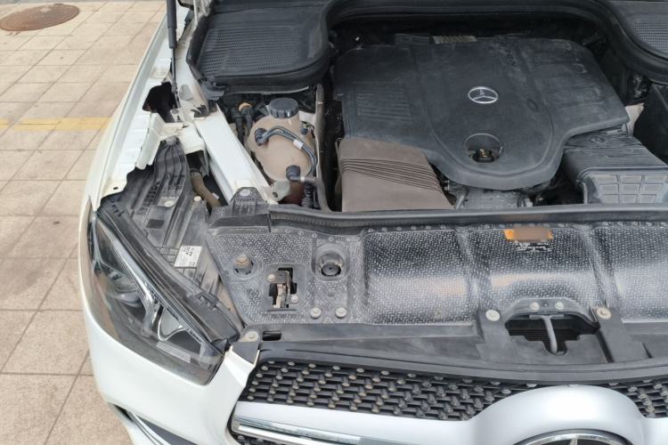 Used Mercedes-Benz GLE 2020 GLE 450 4MATIC Stylish Model Engine Bay Right