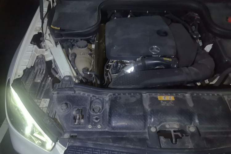 Used Mercedes-Benz GLE 2020 GLE 350 4MATIC Fashion Model Engine Bay Right