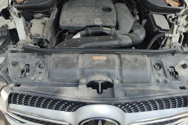 Used Mercedes-Benz GLE 2020 Restyled GLE 350 4MATIC Fashion Edition Engine Bay