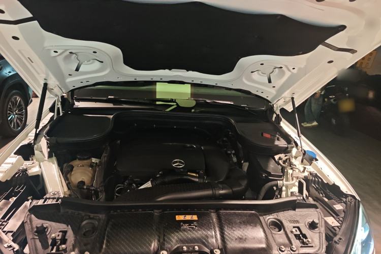 Used Mercedes-Benz GLE 2020 Restyled GLE 350 4MATIC Fashion Edition Engine Bay