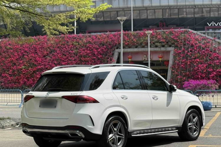 Used Mercedes-Benz GLE 2020 Restyled GLE 450 4MATIC Dynamic Edition Exterior 3