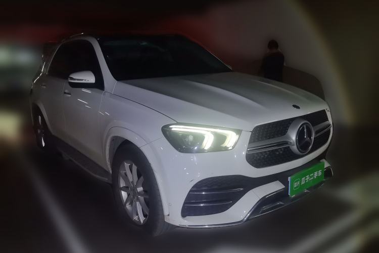 Used Mercedes-Benz GLE 2020 GLE 350 4MATIC Fashion Model Front Right 45 Deg