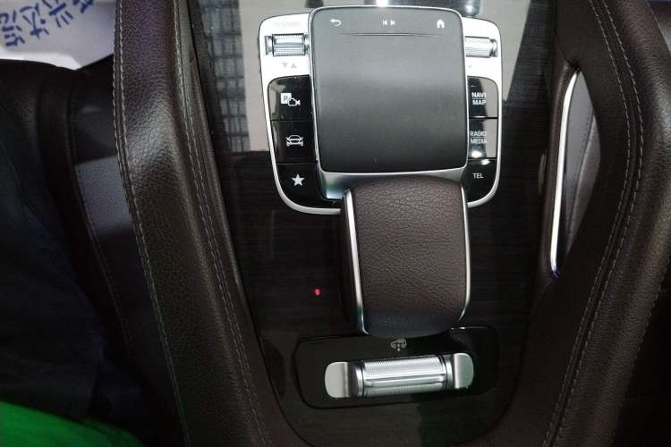 Used Mercedes-Benz GLE 2020 Restyled GLE 350 4MATIC Fashion Edition Gear Lever