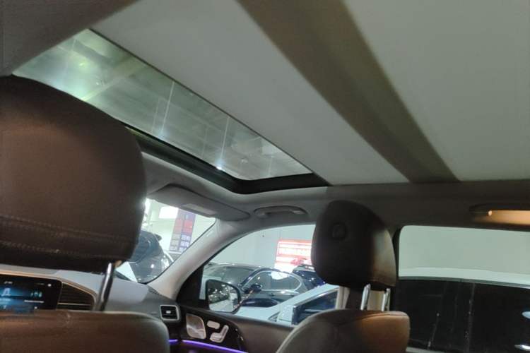 Used Mercedes-Benz GLE 2020 GLE 350 4MATIC Fashion Model Headliner