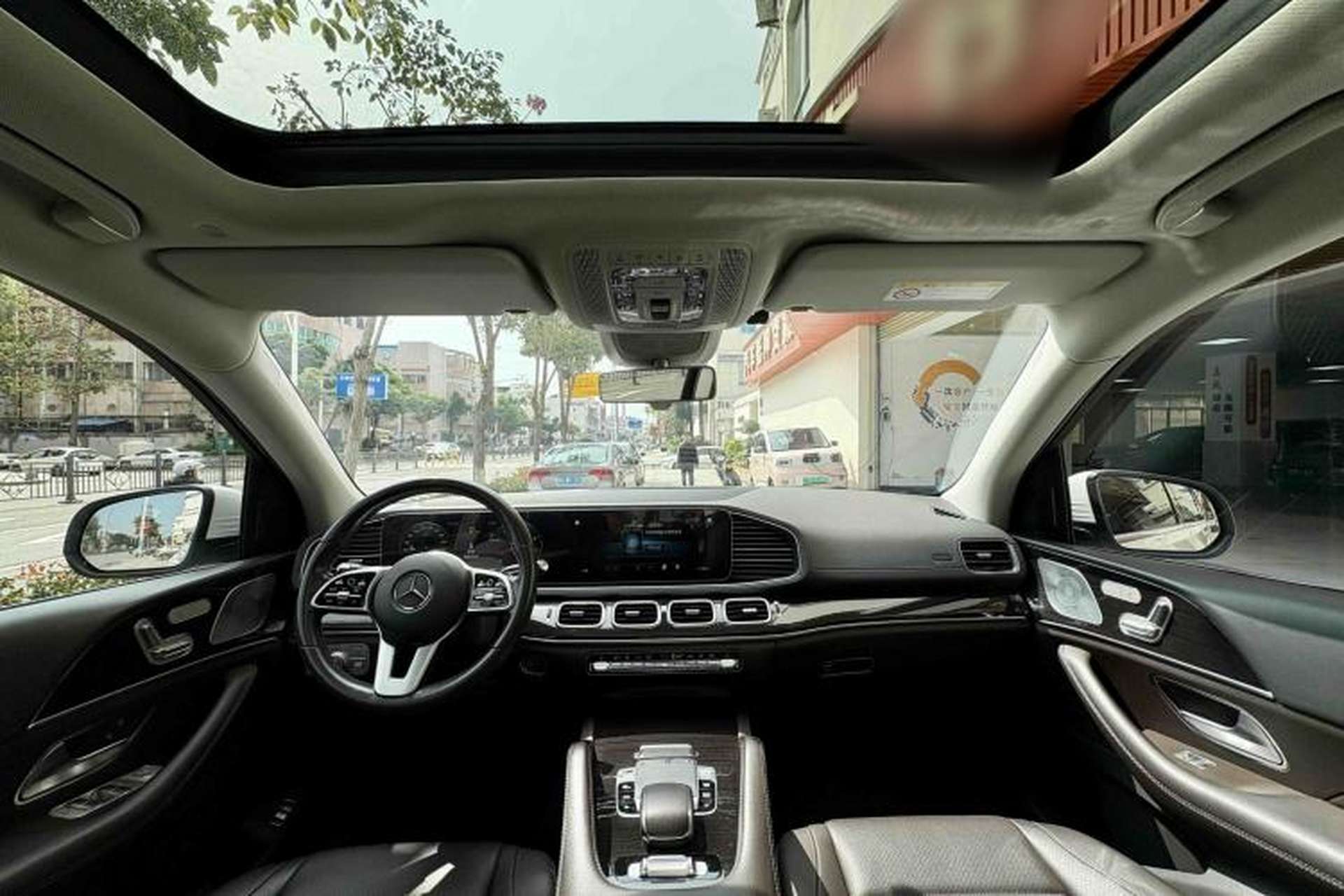 Used Mercedes-Benz GLE 2020 GLE 350 4MATIC Fashion Model Interior 1
