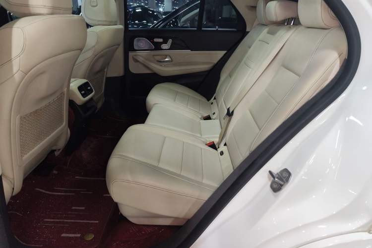 Used Mercedes-Benz GLE 2020 GLE 350 4MATIC Fashion Model Interior 4