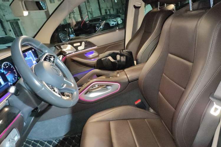 Used Mercedes-Benz GLE 2020 GLE 350 4MATIC Fashion Model Left Front Seat