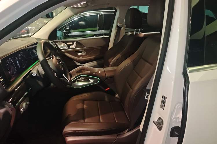 Used Mercedes-Benz GLE 2020 Restyled GLE 350 4MATIC Fashion Edition Left Front Seat