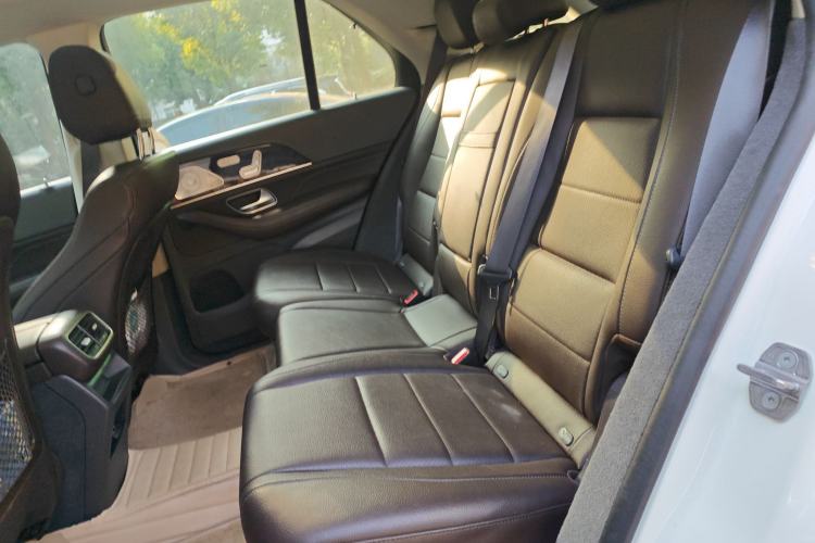 Used Mercedes-Benz GLE 2020 GLE 350 4MATIC Fashion Model Left Rear Seat