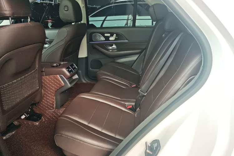 Used Mercedes-Benz GLE 2020 Restyled GLE 350 4MATIC Fashion Edition Special Version Left Rear Seat