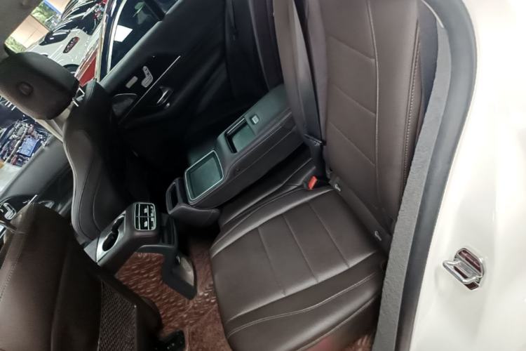 Used Mercedes-Benz GLE 2020 Restyled GLE 350 4MATIC Fashion Edition Left Rear Seat