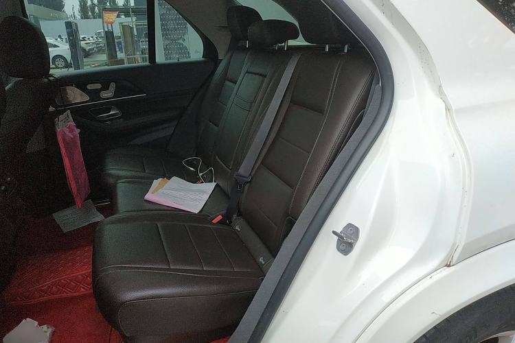 Used Mercedes-Benz GLE 2020 GLE 350 4MATIC Fashion Model Left Rear Seat