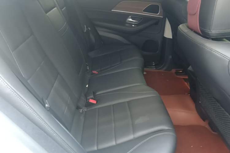 Used Mercedes-Benz GLE  Left Rear Seat