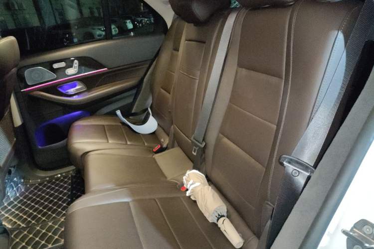 Used Mercedes-Benz GLE 2020 GLE 350 4MATIC Fashion Model Left Rear Seat
