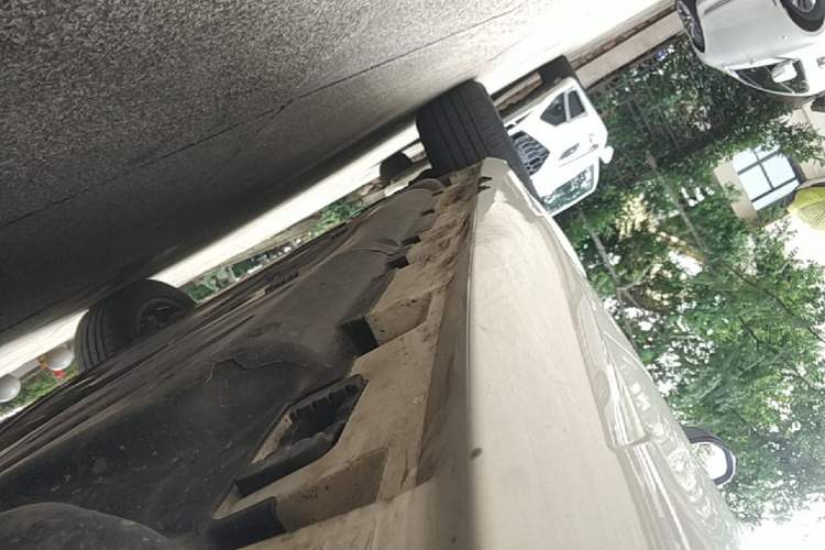 Used Mercedes-Benz GLE 2020 GLE 350 4MATIC Fashion Model Left Side Sill