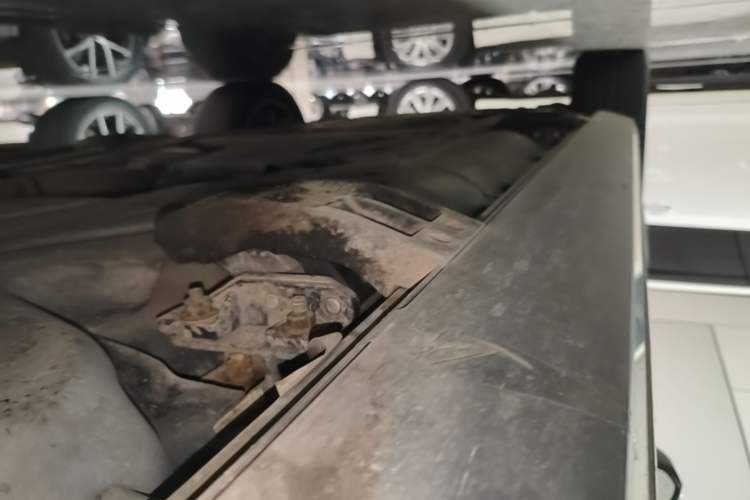 Used Mercedes-Benz GLE 2020 GLE 350 4MATIC Dynamic Edition Left Side Sill