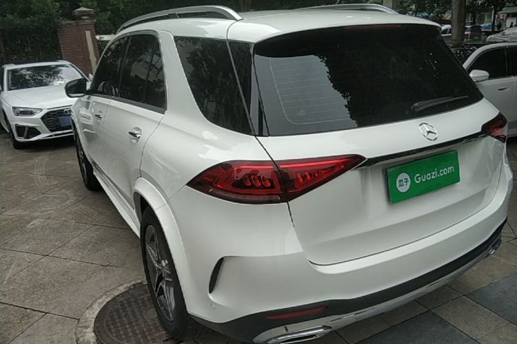 Used Mercedes-Benz GLE 2020 GLE 350 4MATIC Fashion Model Rear Left 45 Deg