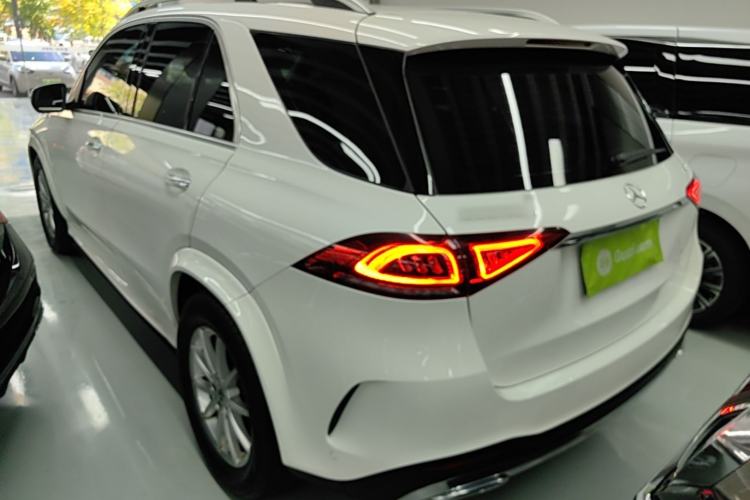 Used Mercedes-Benz GLE 2020 GLE 350 4MATIC Fashion Model Rear Left 45 Deg