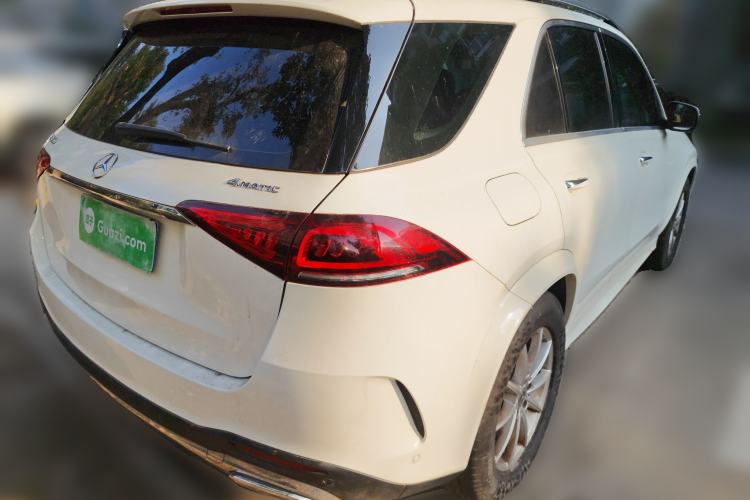 Used Mercedes-Benz GLE 2020 GLE 350 4MATIC Fashion Model Rear Right 45 Deg