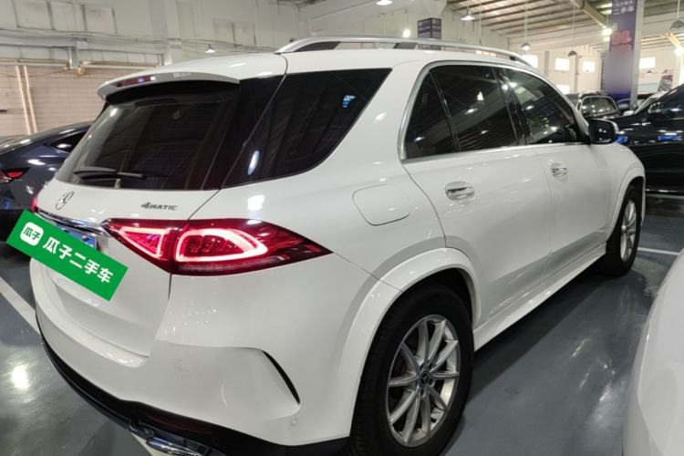 Used Mercedes-Benz GLE 2020 GLE 350 4MATIC Fashion Model Rear Right 45 Deg