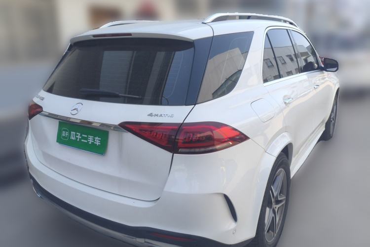 Used Mercedes-Benz GLE 2020 GLE 450 4MATIC Stylish Model Rear Right 45 Deg