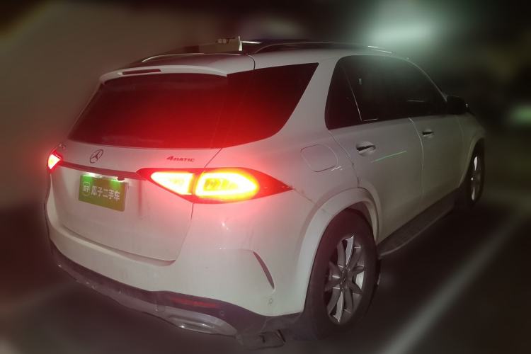 Used Mercedes-Benz GLE 2020 GLE 350 4MATIC Fashion Model Rear Right 45 Deg